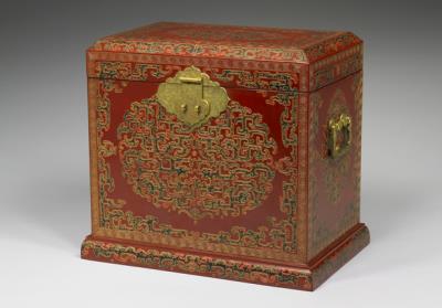 图片[2]-Curio box with filled-in gold and lacquered dragon-and phoenix decor. Qing dynasty, 18th century-China Archive